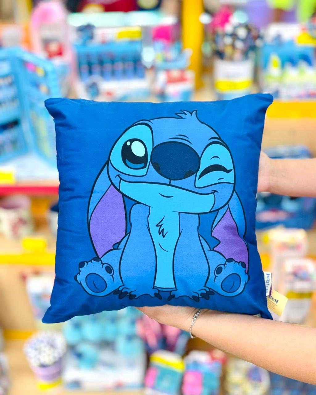 ALMOFADA FIBRA VELUDO STITCH CUTE