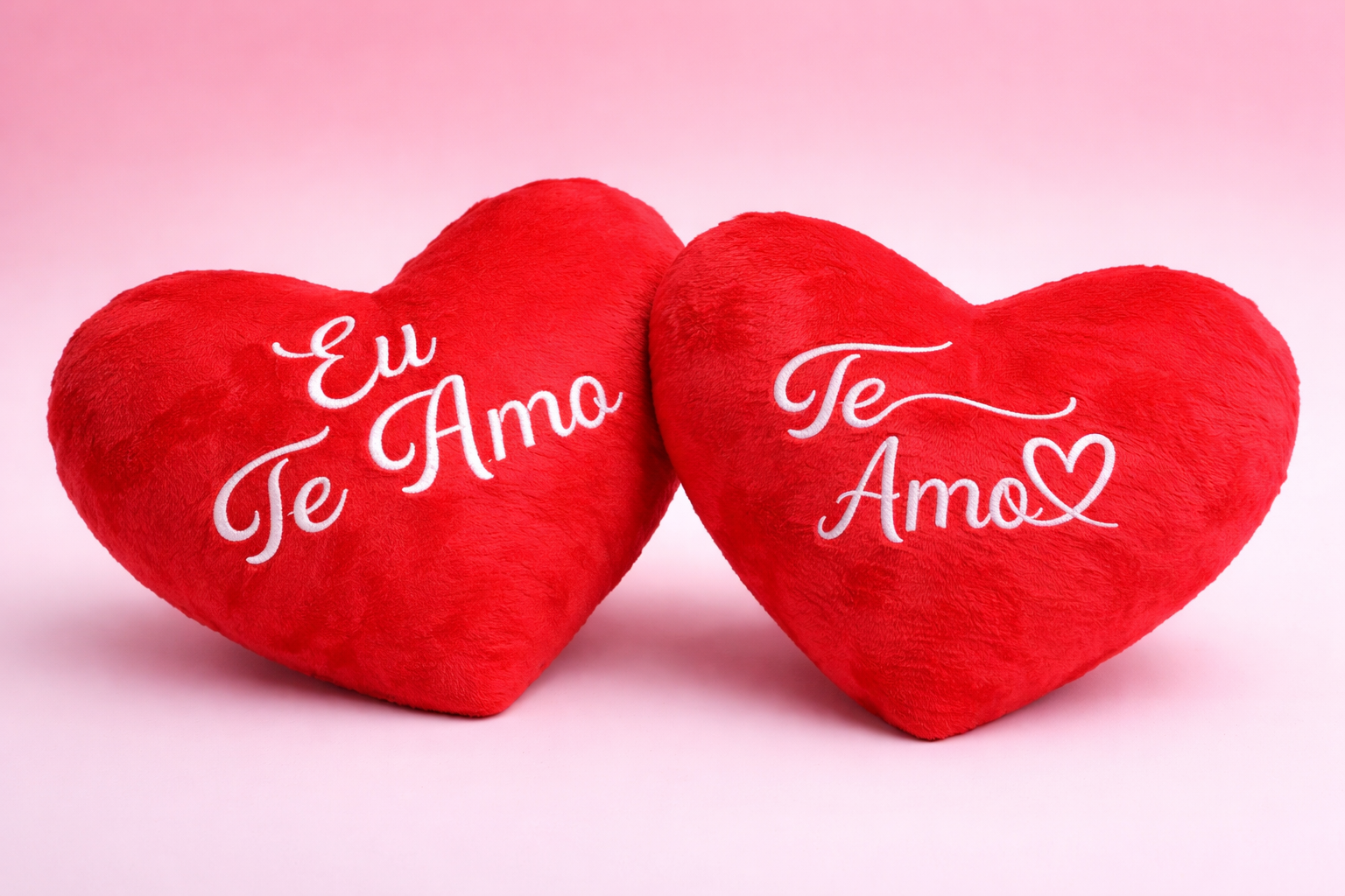 PELUCIA CORAÇÃO GRANDE